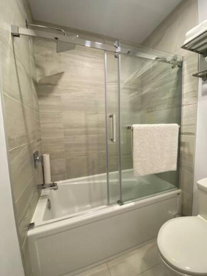 Le Bijou Airhome Монреаль Номер фото